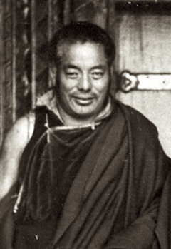 Gyaltön Rinpoche