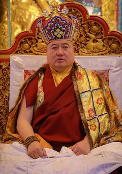 དིལ་མགོ་མཁྱེན་བརྩེ་རིན་པོ་ཆེ།